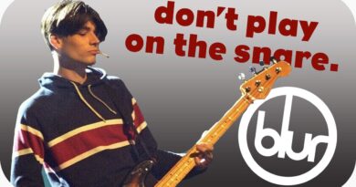 How to play like Alex James of Blur - Bass Habits - Ep 51