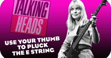 How to play like Tina Weymouth of Talking Heads - Bass Habits - Ep 64