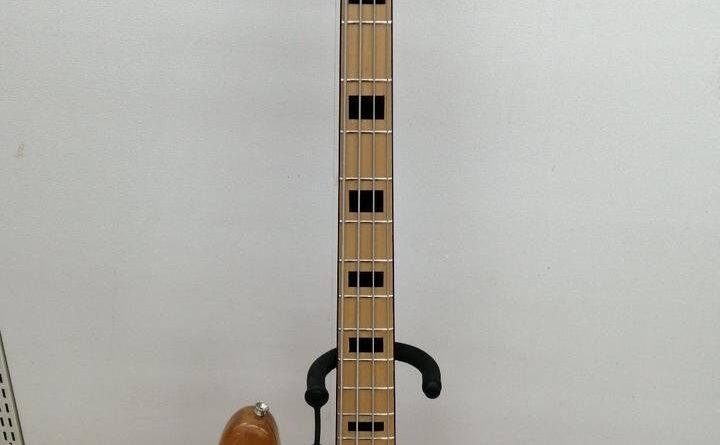 IBANEZ SILVER SERIES Electric Bass Guitar From Japan G1221