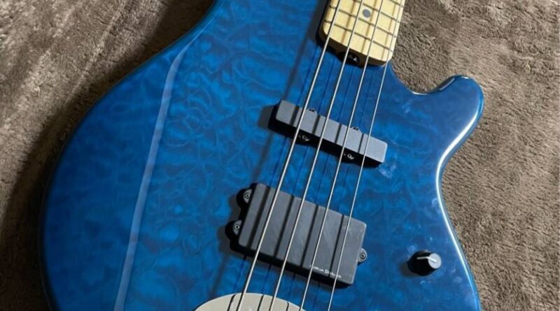 Lakland SK-4DX Bass Guitar Blue Translucent 2013 USA Made High Quality