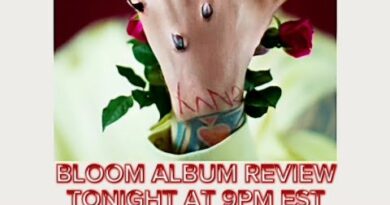 MGK'S BLOOM ALBUM REVIEW LIVE