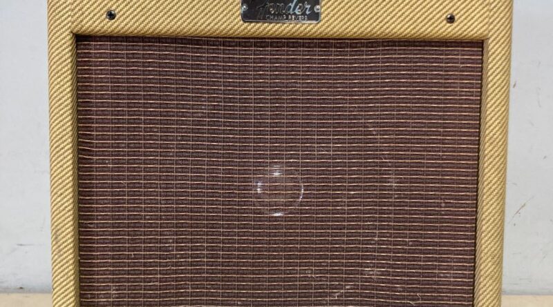 Rare  Fender japan  CHAMP REVERB  Guitar Amplifier TWEED Champ Reverb