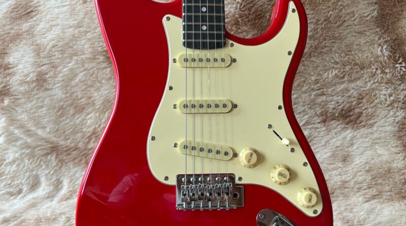 Red color Electric Guitar Rosewood fingerboard Handmade 6 Strings Guitarra