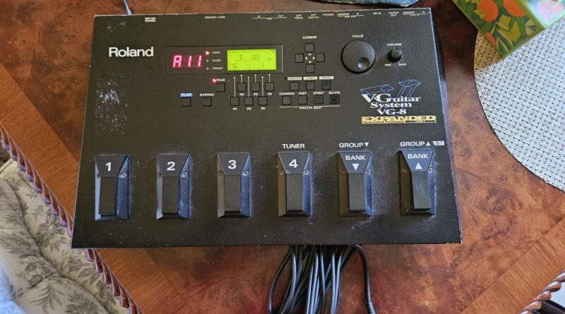 Roland VG-8 V-Guitar System Working  W/Cables