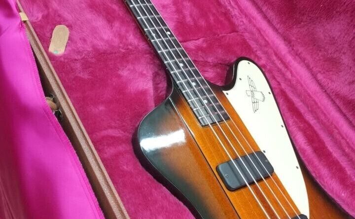 Vintage 1996 Gibson USA Thunderbird IV Electric Bass Bass Guitar