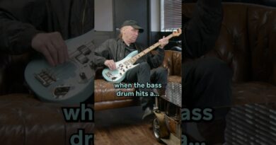 @BillySheehanOfficial's first bass lesson might have been his most important ???? #bass #billysheehan