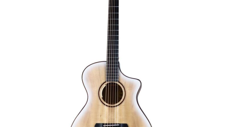 Breedlove Oregon Concert CE Myrtlewood LTD Acoustic-Guitar, White Sand Gloss