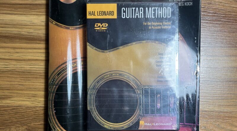 Hal Leonard Beginner Guitar Method Book 1 Second Edition W/CD + DVD New Sealed