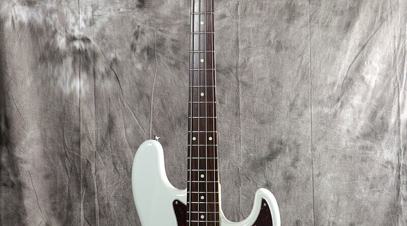 New Fender Made in Japan Traditional 60s Jazz Bass Rosewood Olympic Whit Guitar