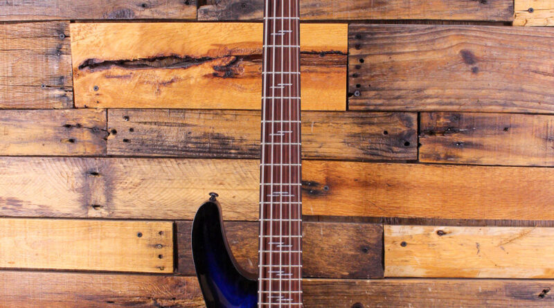 Schecter Guitar Research Omen Elite-5 5-String Electric Bass Blue Burst ISSUES