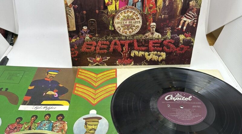 THE BEATLES SGT. PEPPERS LONELY HEARTS CLUB BAND 1967 MONO LP MAS 2653