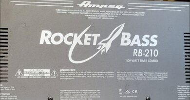 Ampeg Rocket Bass RB210 Combo