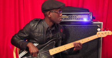 Brandon GilliArd Reviews The Tech 21 VT Bass Deluxe Pedal