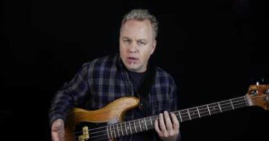 Don't Let Me Down Bass Guitar Lesson Beatles