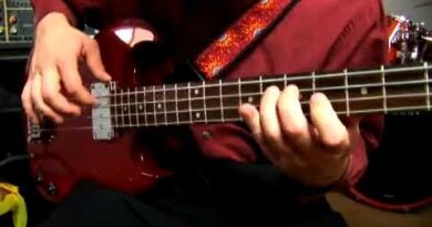 Walking Measures 11-16 of a B flat Scale for Advanced Bass Guitar