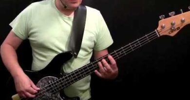 How To Play Bass Guitar To I Want You Back - Jackson 5 - Welton Felder - (Part 1)