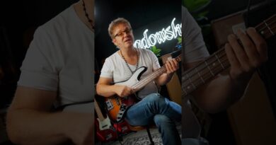 Play Funk with 4 Notes | w. Sadowsky basses & Lars Lehmann