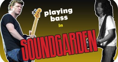 Playing bass in Soundgarden: - Ben Shepherd & Hiro Yamamoto - Bass Habits - Ep 62