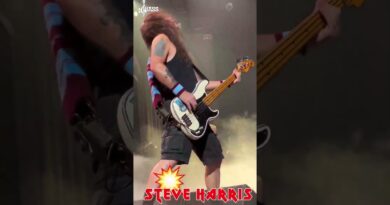 Steve Harris ✌???? #ironmaiden @ChamisBass