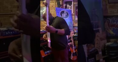 @daricsbasslessons  checking out the Phil Jones #bass  #bassguitar  #bassplayer  #bassist  Micro bas