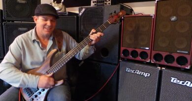 Grannis Guitars Custom NGF-4 Bass - Phil Jones Amp - Andy Irvine
