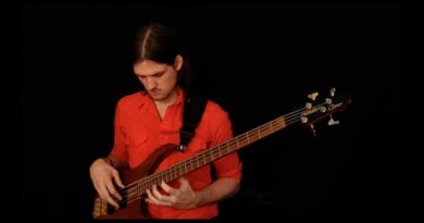Beastly Arpeggios 1 - 7th Chords (Advanced Bass Arpeggios Exercise)