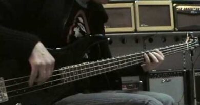 Cruzer  CSR - 20/BK - Electric Bass Guitar Demonstration - Bass Skills - Bass demonstrative