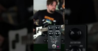 Pro Co RAT vs. JHS Packrat