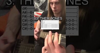 5 Iconic Alice In Chains Guitar Riffs (With Tabs)