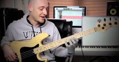 Bass Soloing Lesson - Scale Discovery with Scott Devine (L#77)