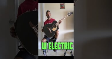 FENDER KINGMAN. AN ACOUSTIC BASS!  THROW IT IN THE TRASH??  #shorts #guitarreview  #guitars #fender