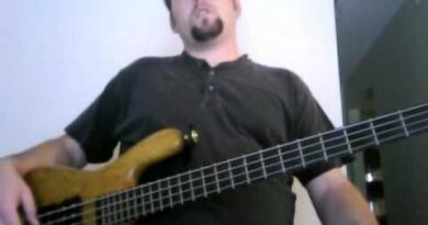 Hartke Bass String Review - HSB445