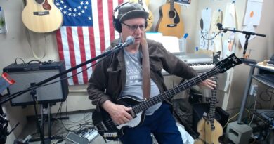 Hofner 500/1 and Chinese Hofner Ignition Bass Comparison