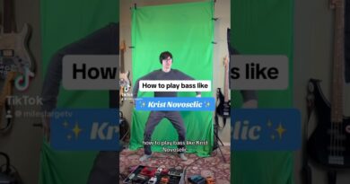 How to play #guitar like #kristnovoselic #kurtcobain #nirvana #rock #grunge #music #bass