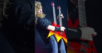 This guy thinks playing bass is easy