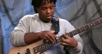 Victor Wooten Bass Technique [4 of 4]